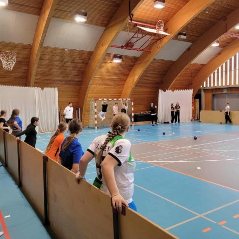 46c67fff-cf98-45d9-9dc0-76c3270fea67.jpg
