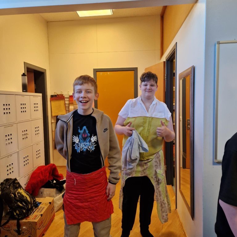 b7f50213-652e-4fe5-968a-cb32cc8400ab