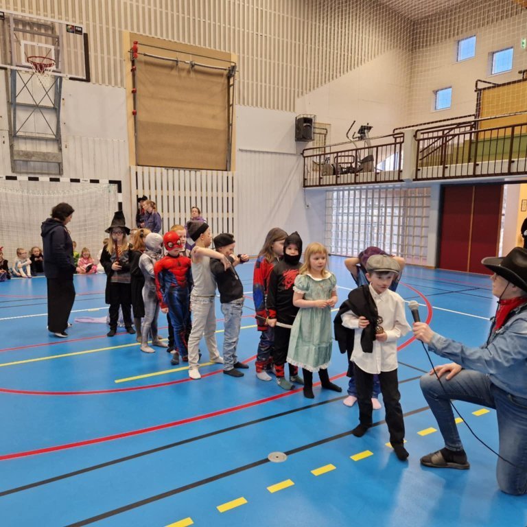 e65a752f-c9f6-4996-bc59-7610465c12ad