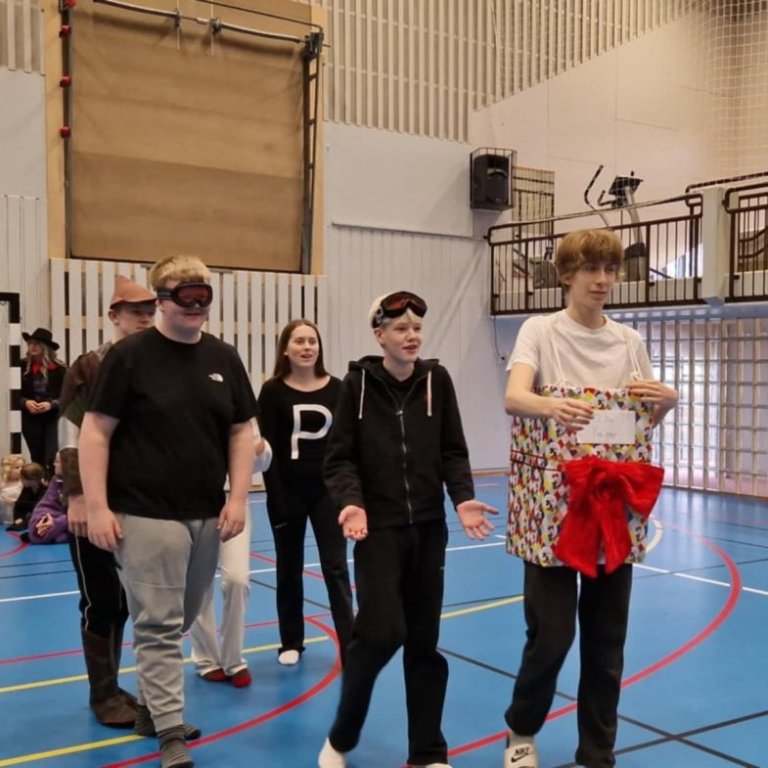 f2c59e7d-e259-43d8-a063-cbfacaa7b383