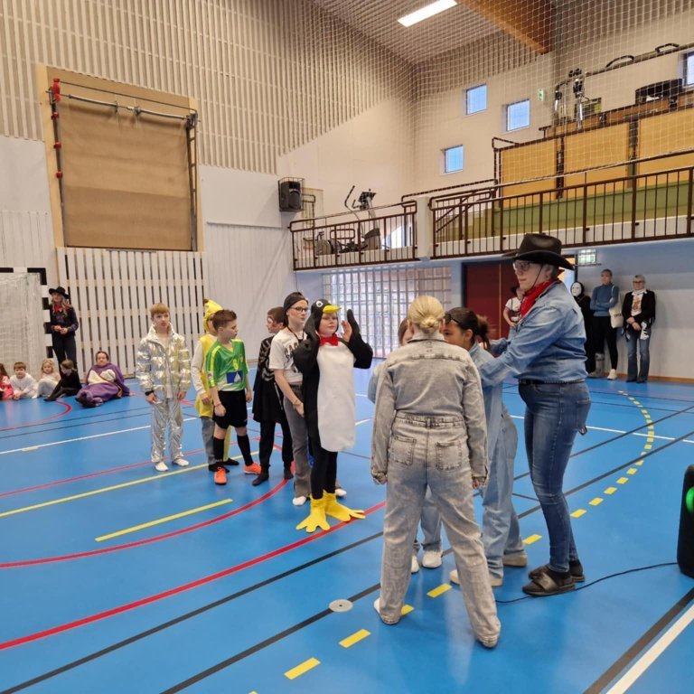 f320dd7f-3a48-4deb-9c29-ee8396fe3920