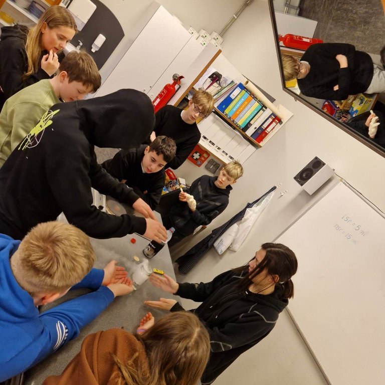 332352107_982053202779875_4478288754879763073_n