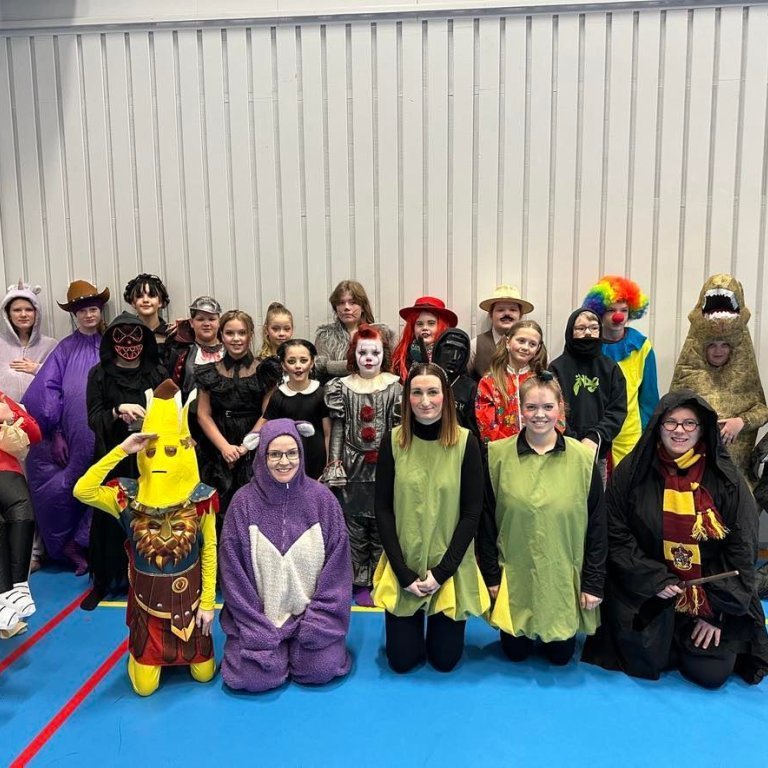 332521047_1221675322106948_6421487926790178177_n