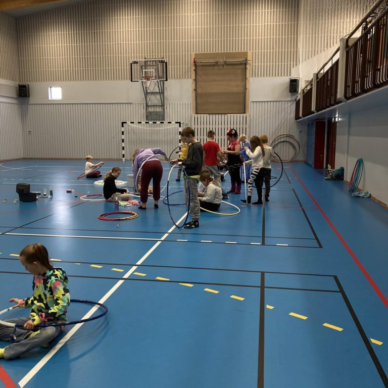 Húlladúlla í boði BRAS